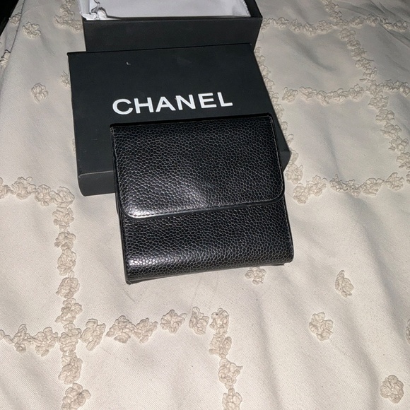 Chanel caviar leather preloved in excellent condition - Picture 2 of 14